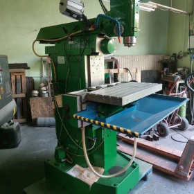 AVIA FNC-25 Toolroom Milling Machine with Digital Readout (DRO) | Year: 1995